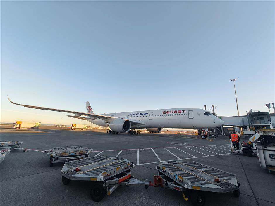 Boeing 777 China Eastern Airlines